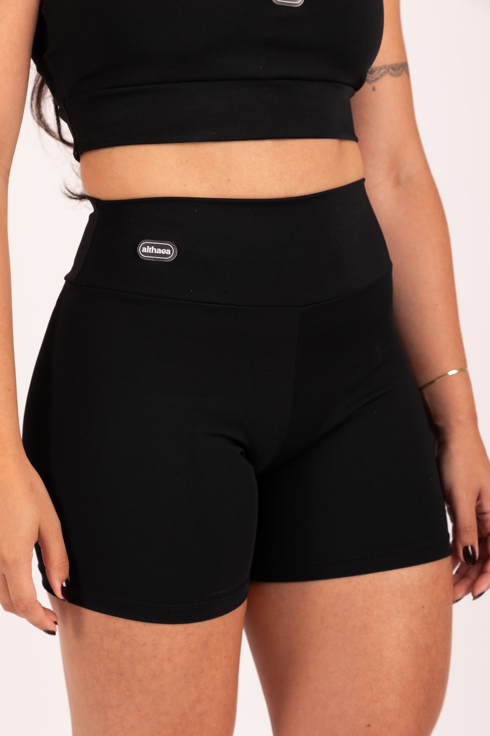 Short Basic Preto