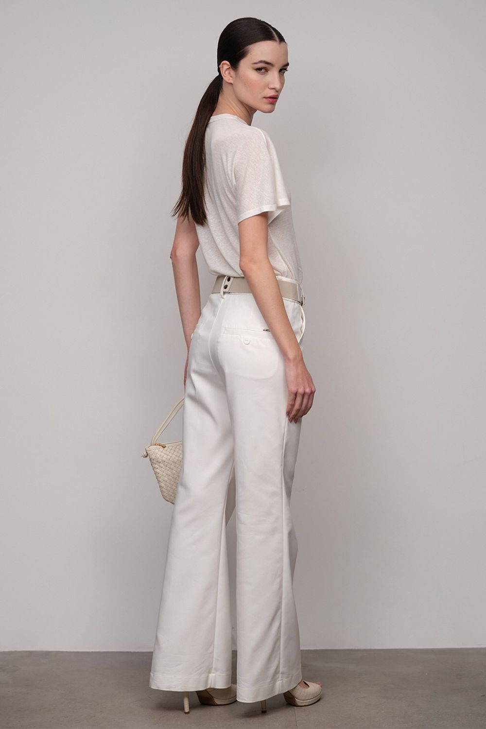 Cinto Couro Elástico Off White Celia 