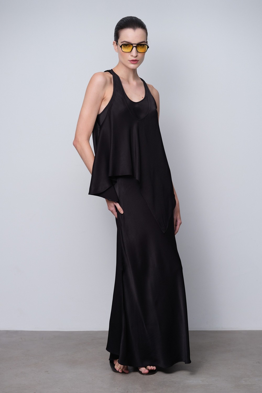 Vestido Crepe Preto Helena