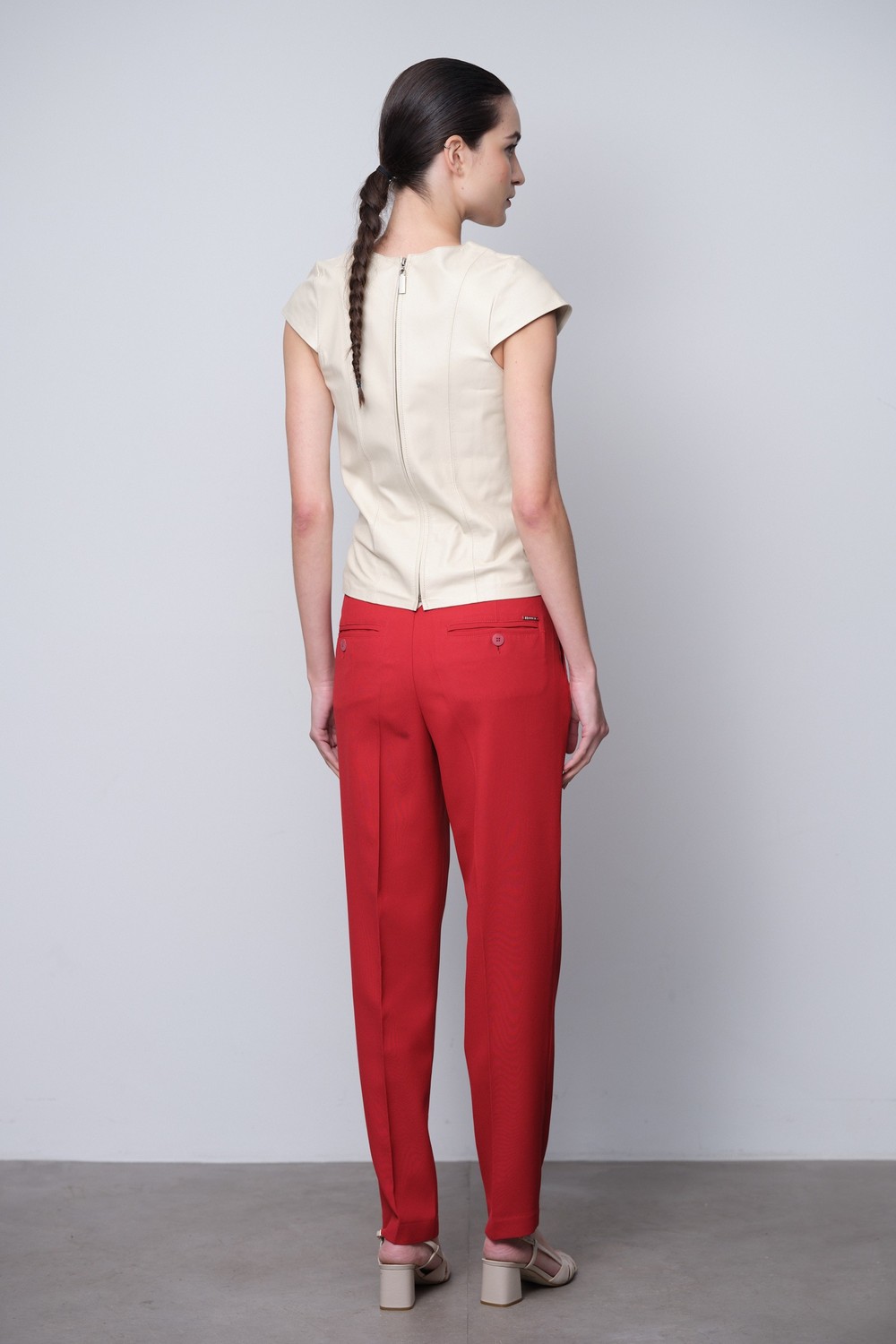 Cropped Off White Couro Nadia