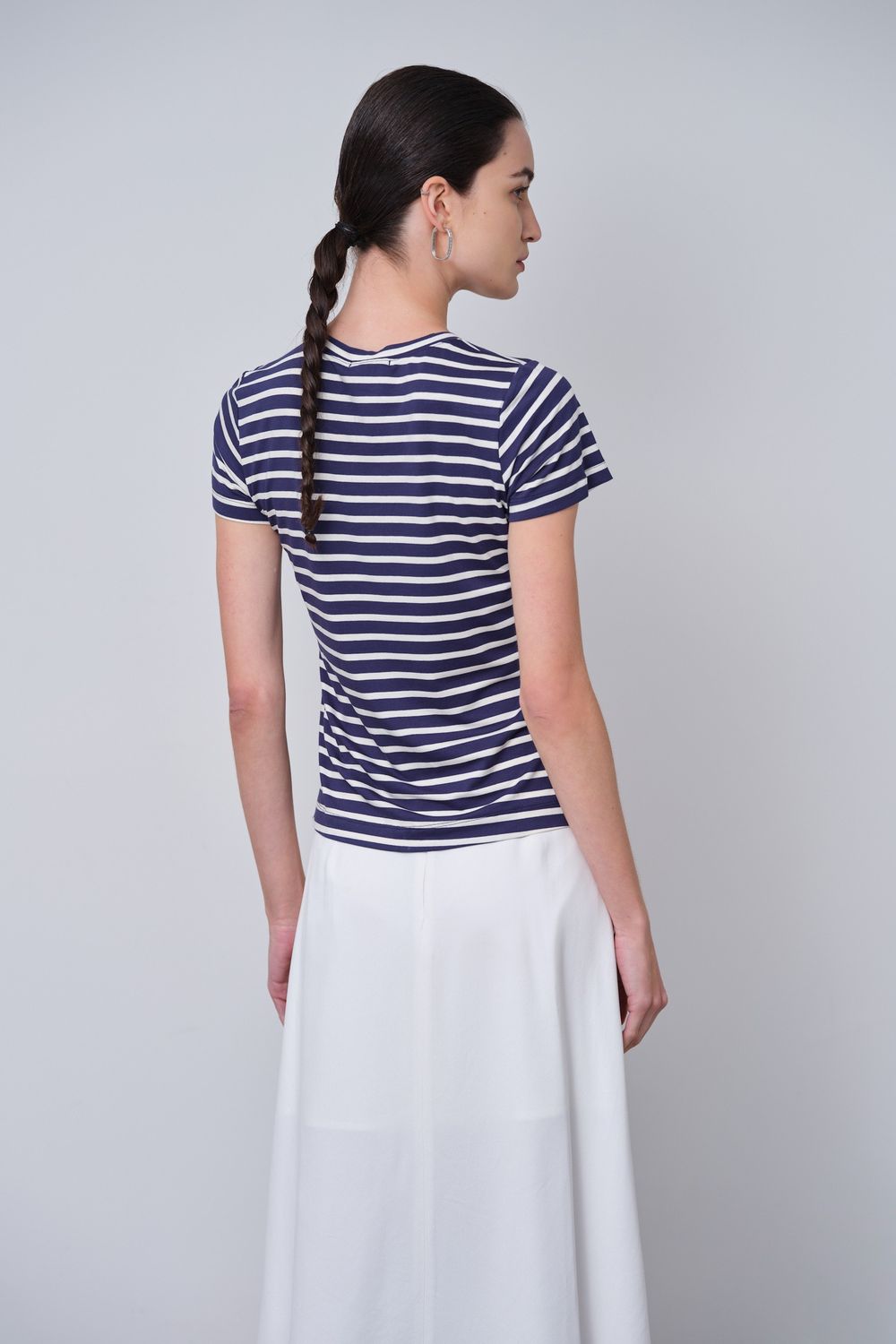 Blusa Listrada Marinho e Off Adele
