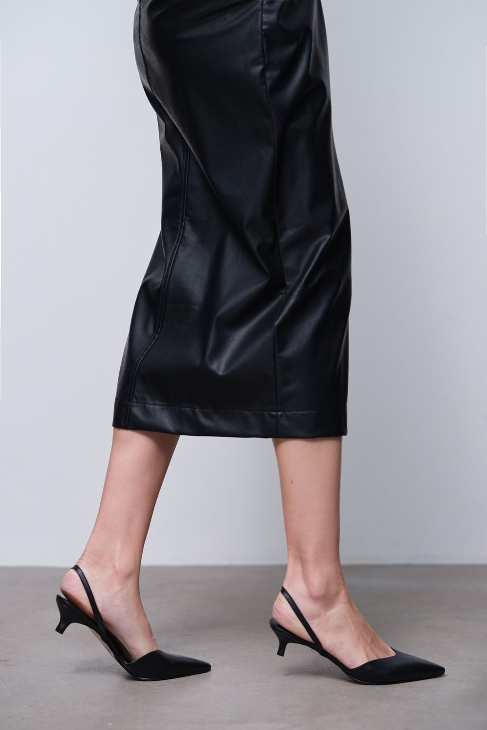 Scarpin Couro Preto Maisa