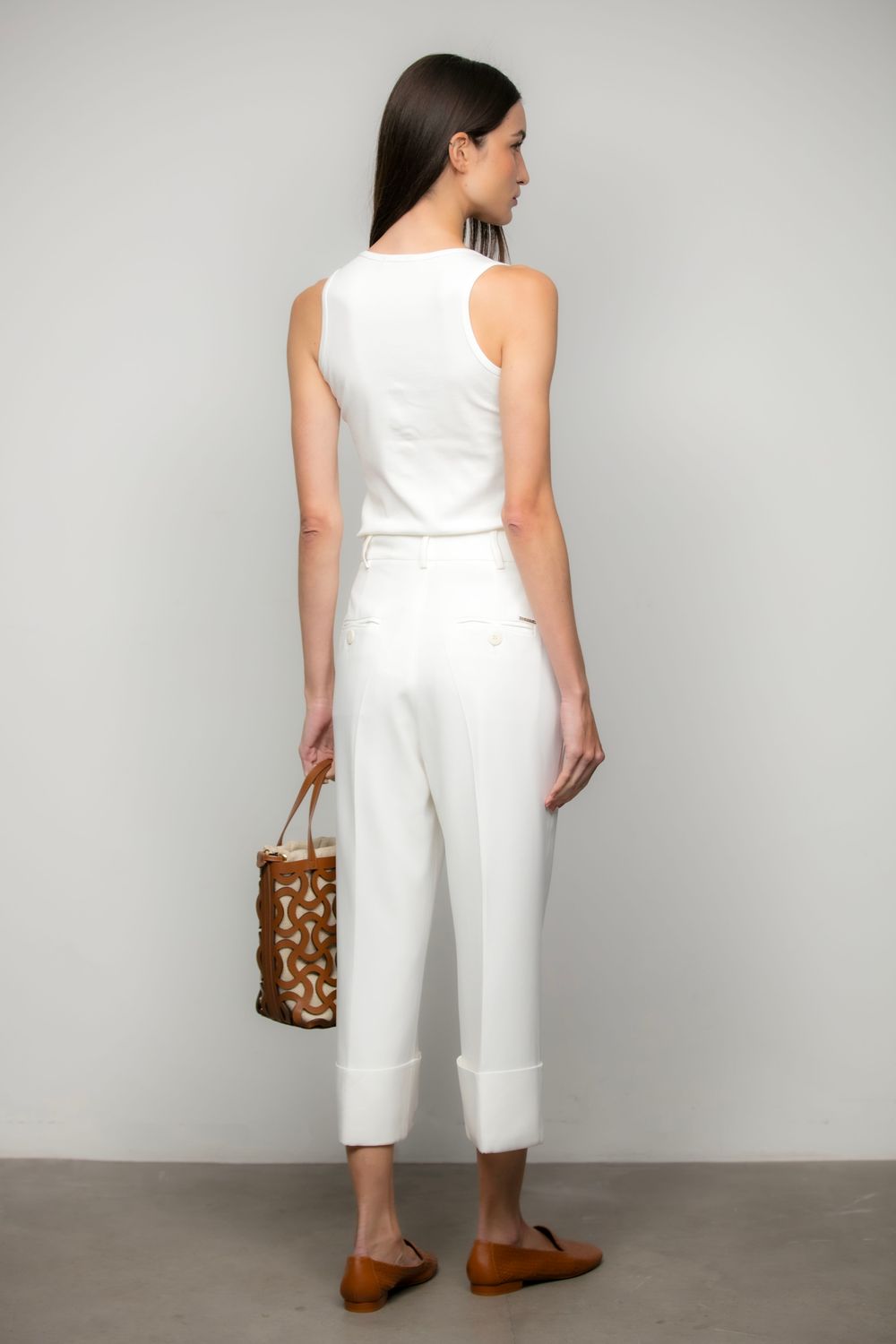 Calça Cropped Crepe Patou Off White Roberta