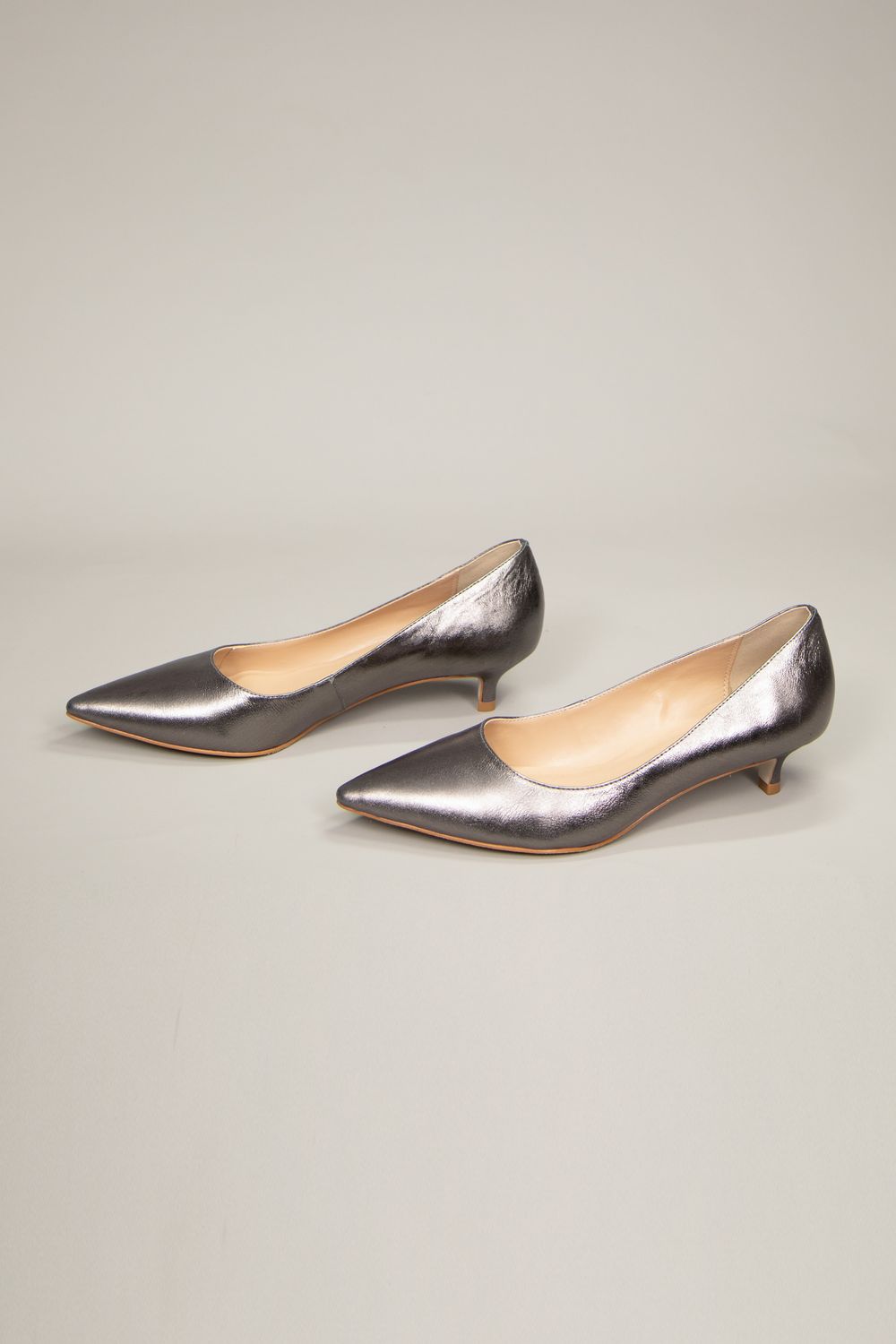 Scarpin Couro Carbono Vanessa
