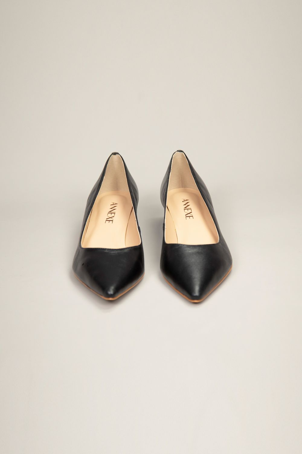 Scarpin Couro Preto Vanessa
