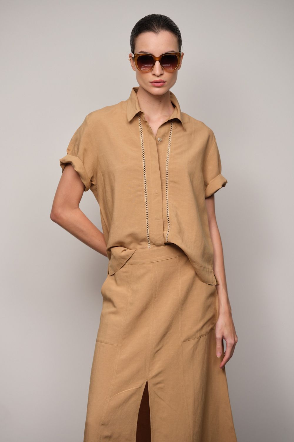 Camisa Viscolinho Camel  Luana