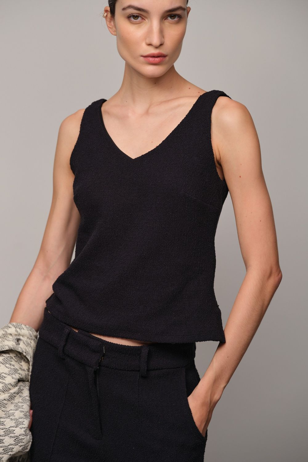 Top Malha Boucle Preto Vivian