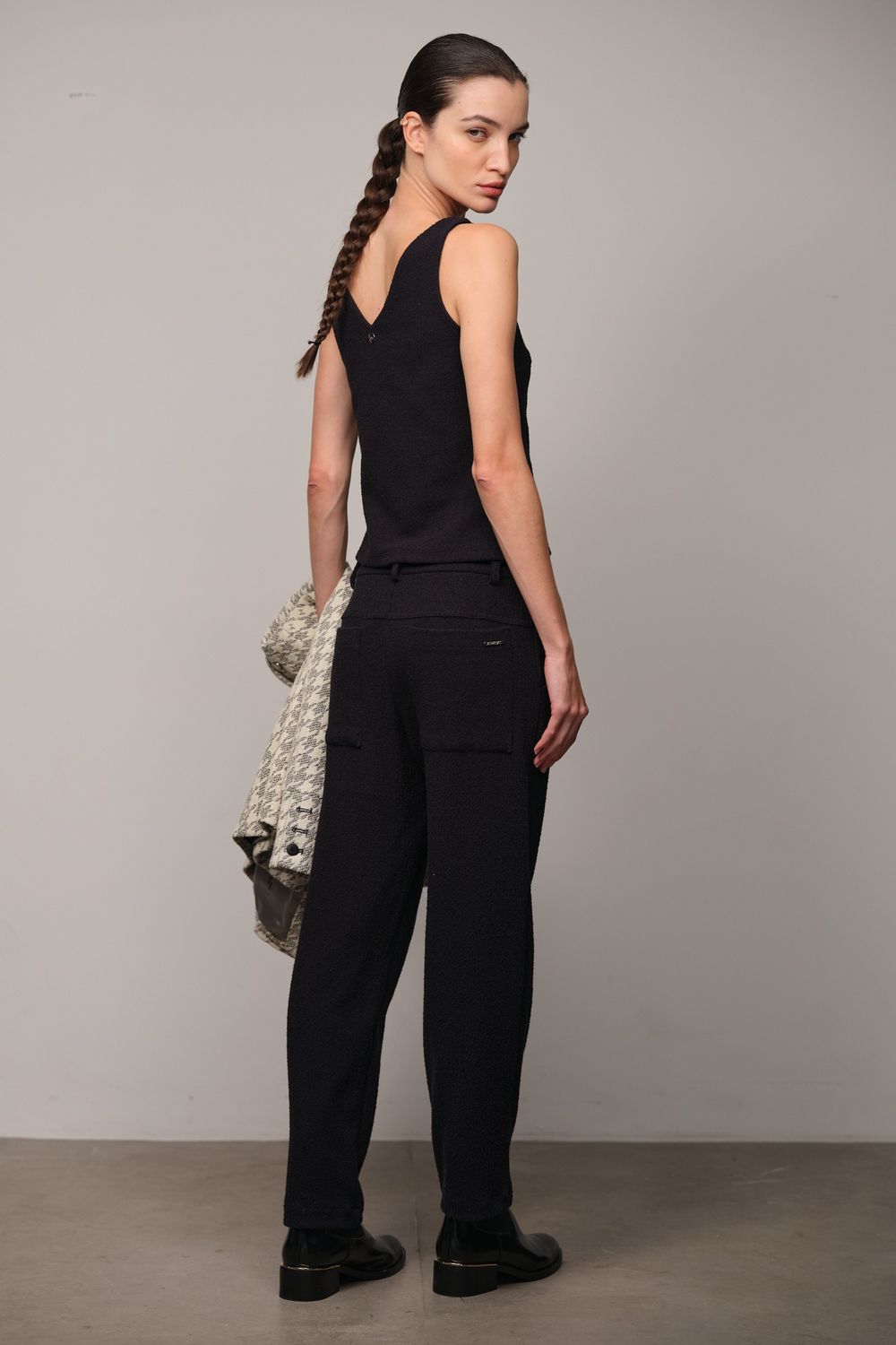 Top Malha Boucle Preto Vivian