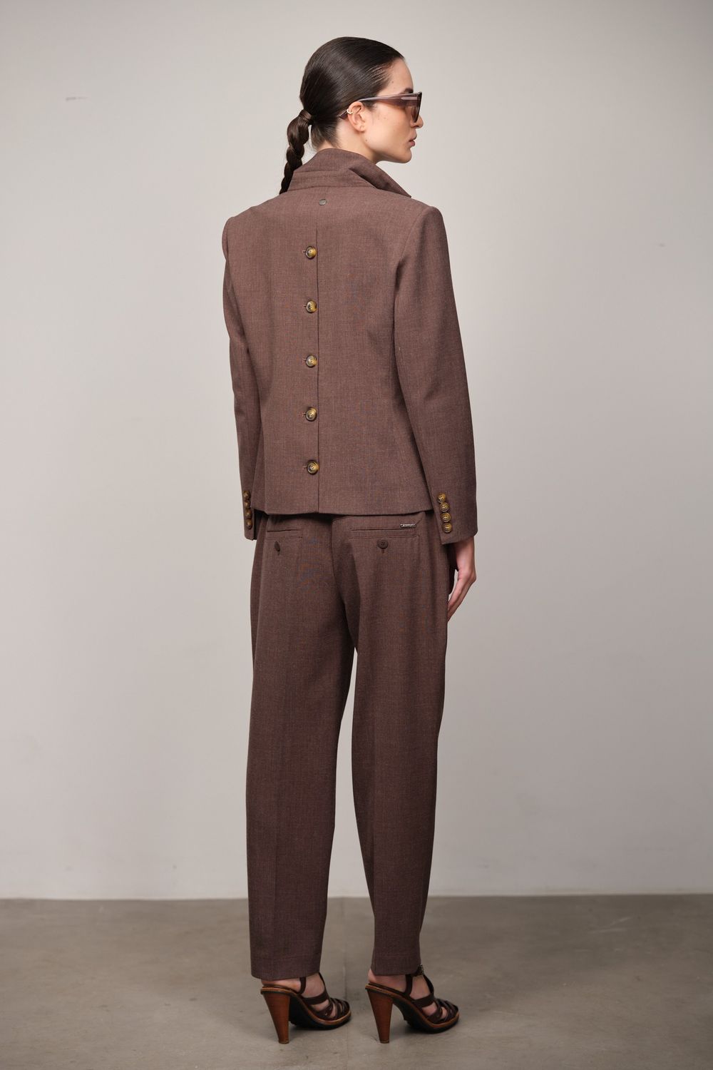 Blazer Alfaiataria Marrom Dominique