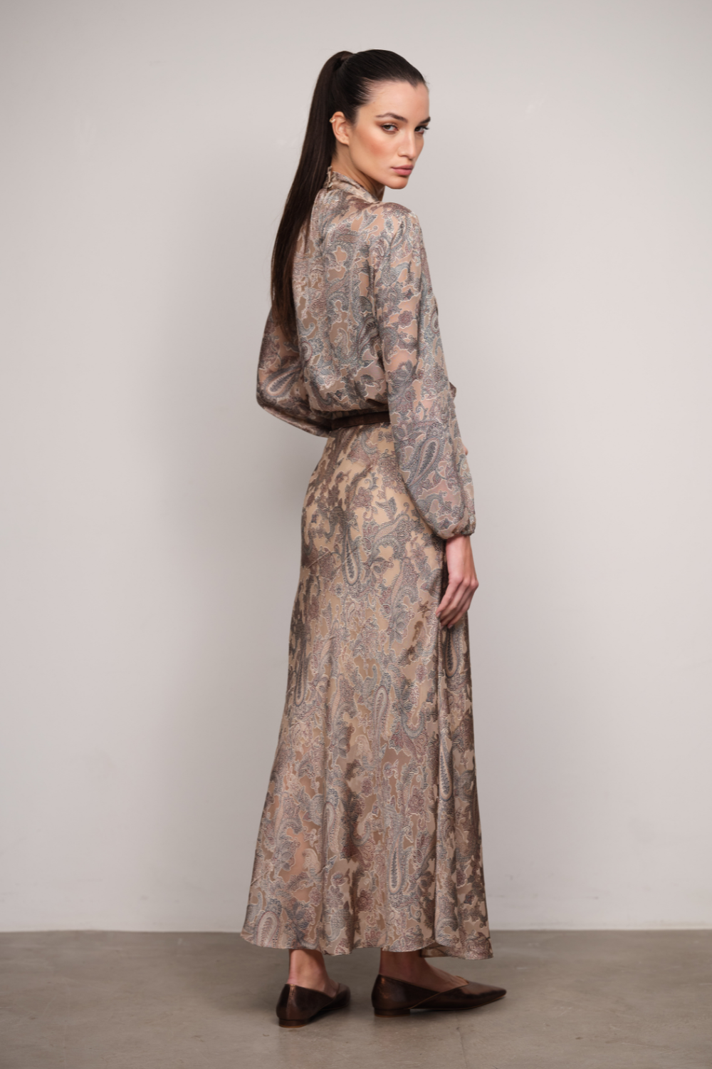 Saia Midi Estampa Cashmere Devore Isis