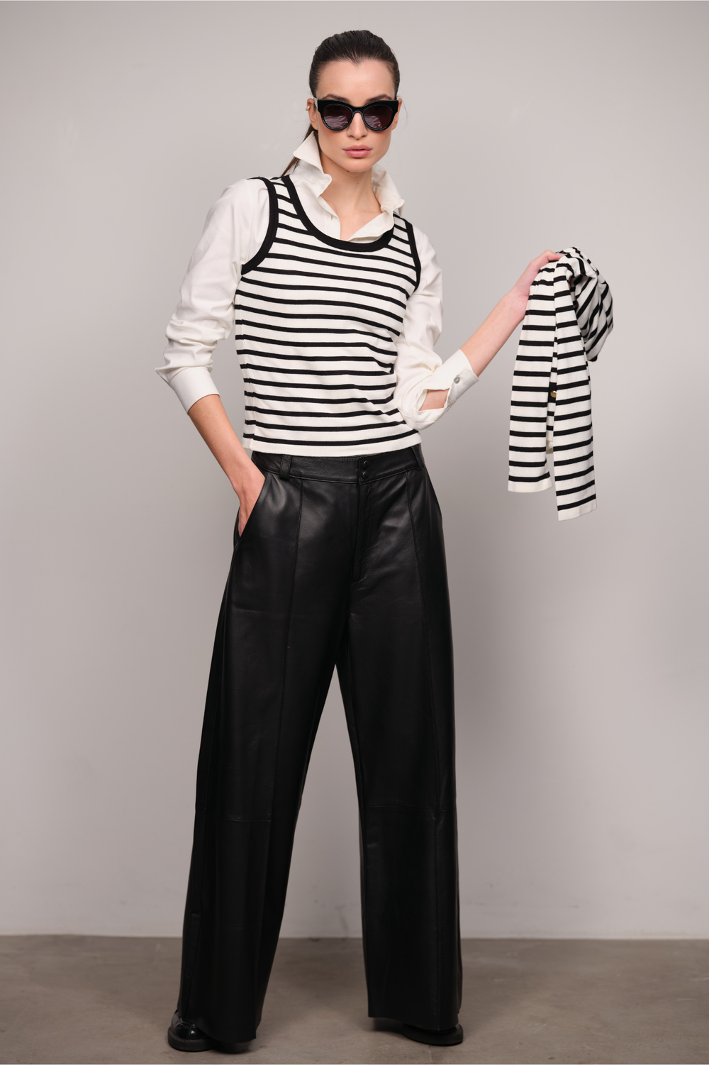 Calça Pantalona Pelica Preto Roberta