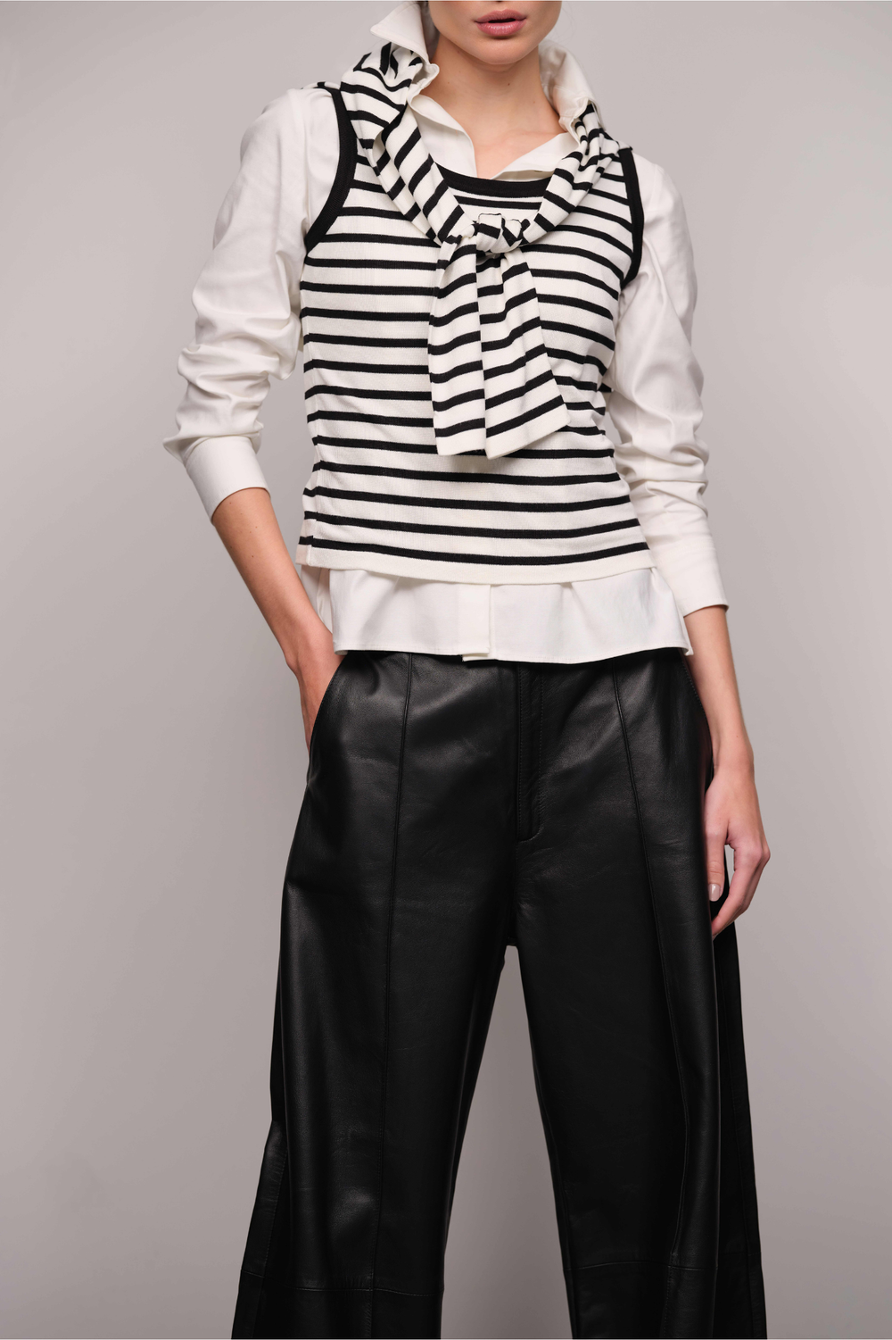 Calça Pantalona Pelica Preto Roberta