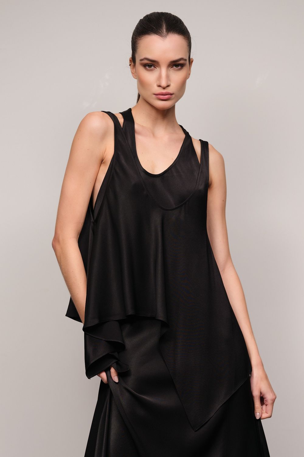 Vestido Crepe  Acetinado Preto Helena