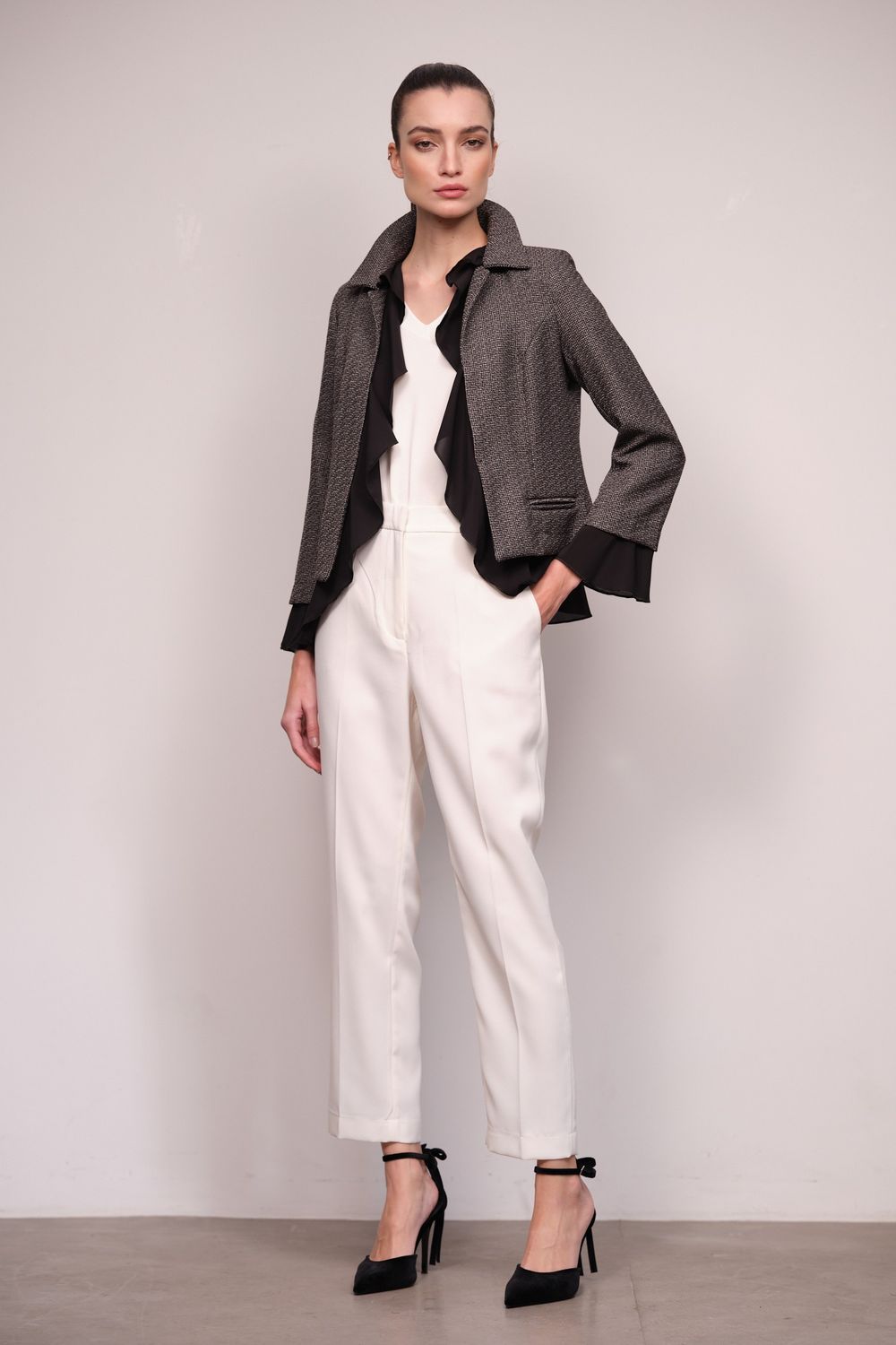 Blazer Tweed Babados Cinza Izabel 