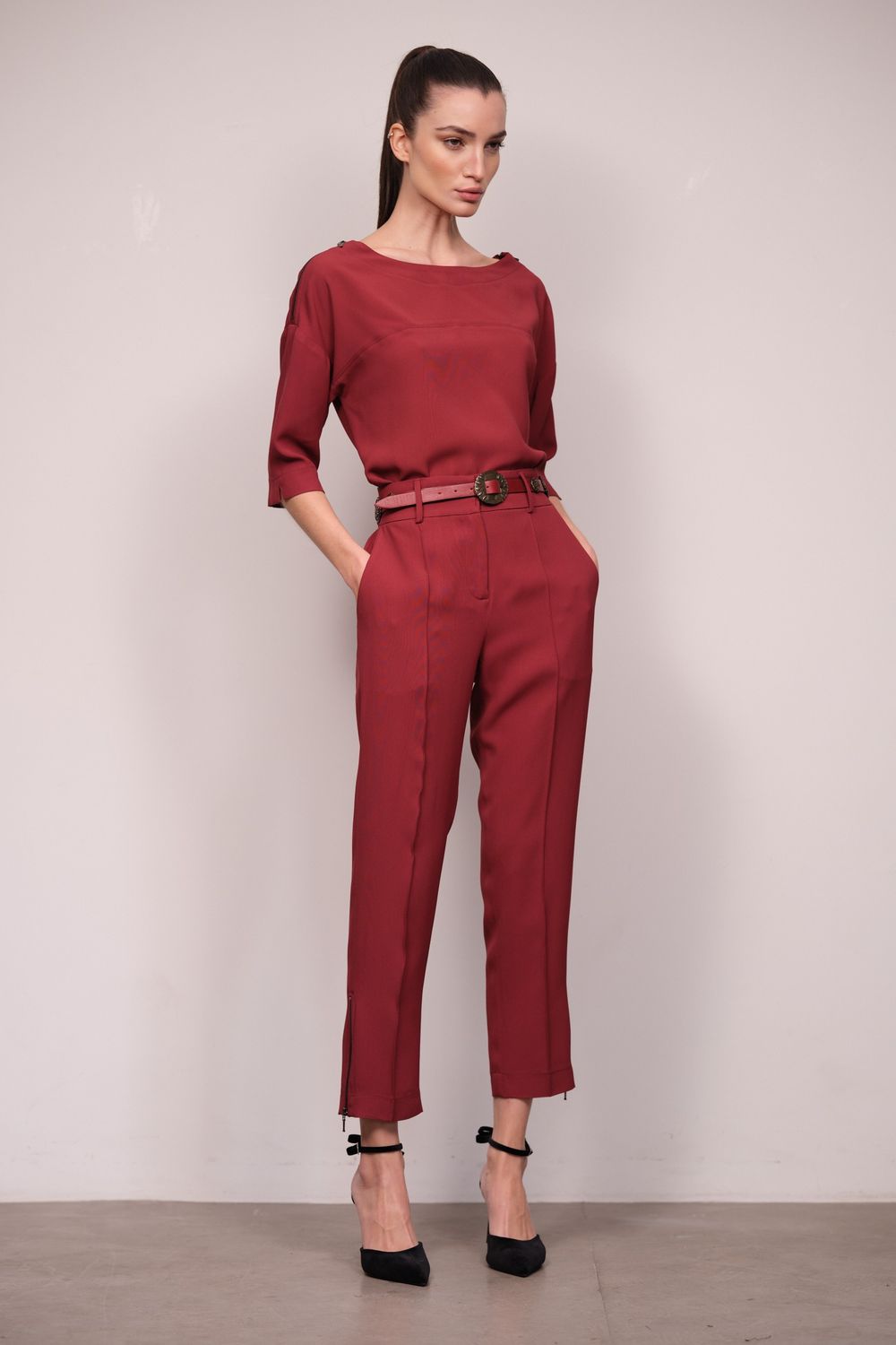 Calça Reta Crepe Patou Vinho Fabiana
