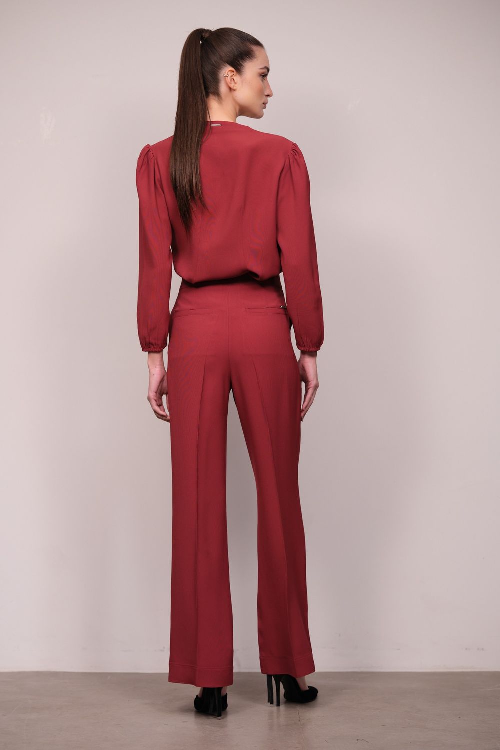Calça Pantalona Crepe Patou Vinho Julieta