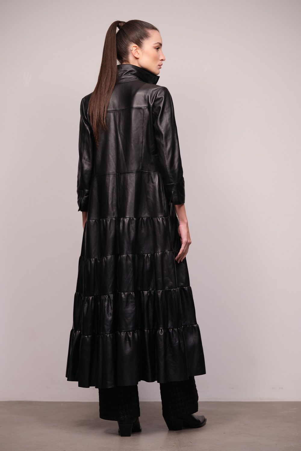 Vestido Pelica Longo em Camadas Preto Lavinia