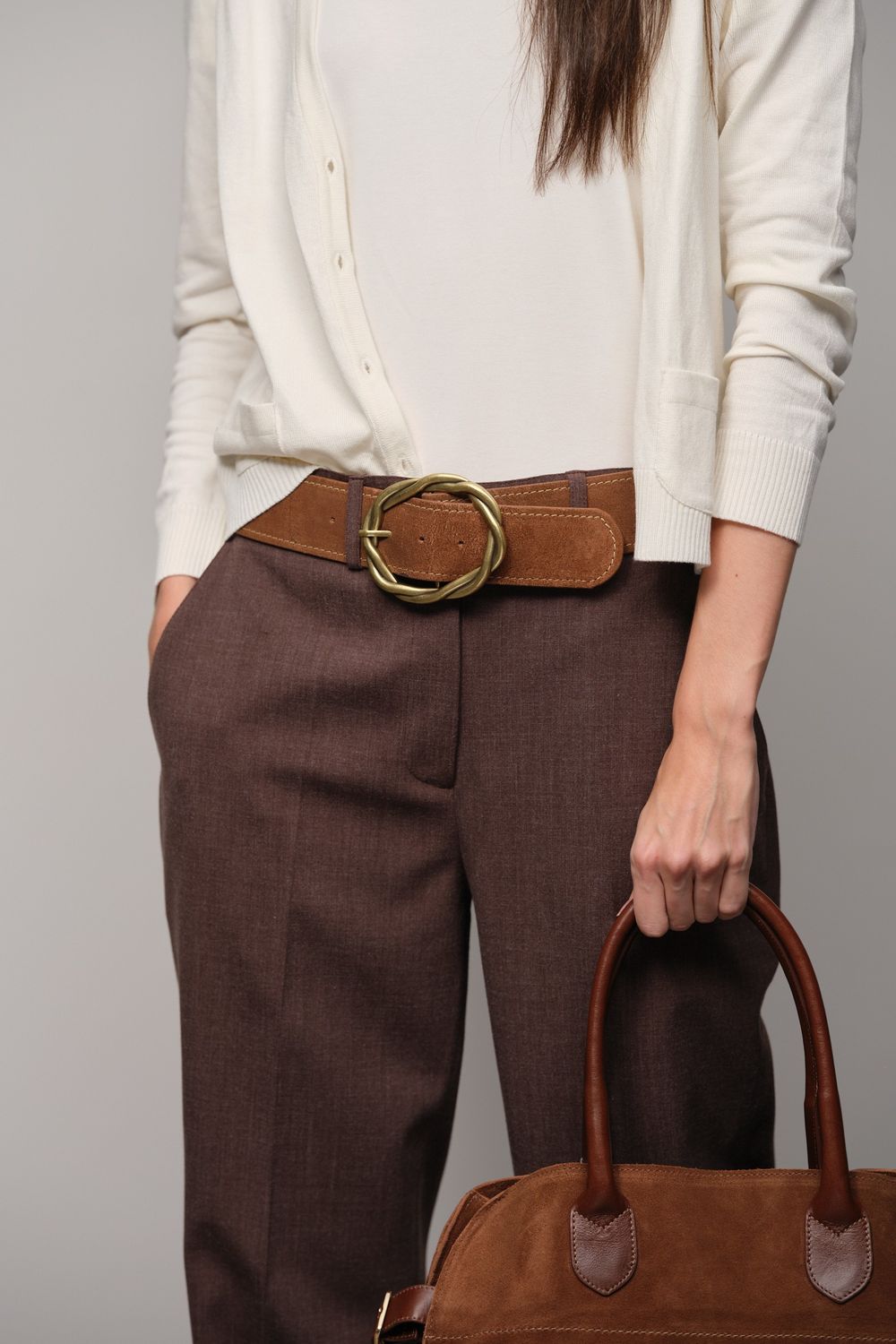 Cardigan de Tricot com Decote V Bolsos Off White Gabriela 