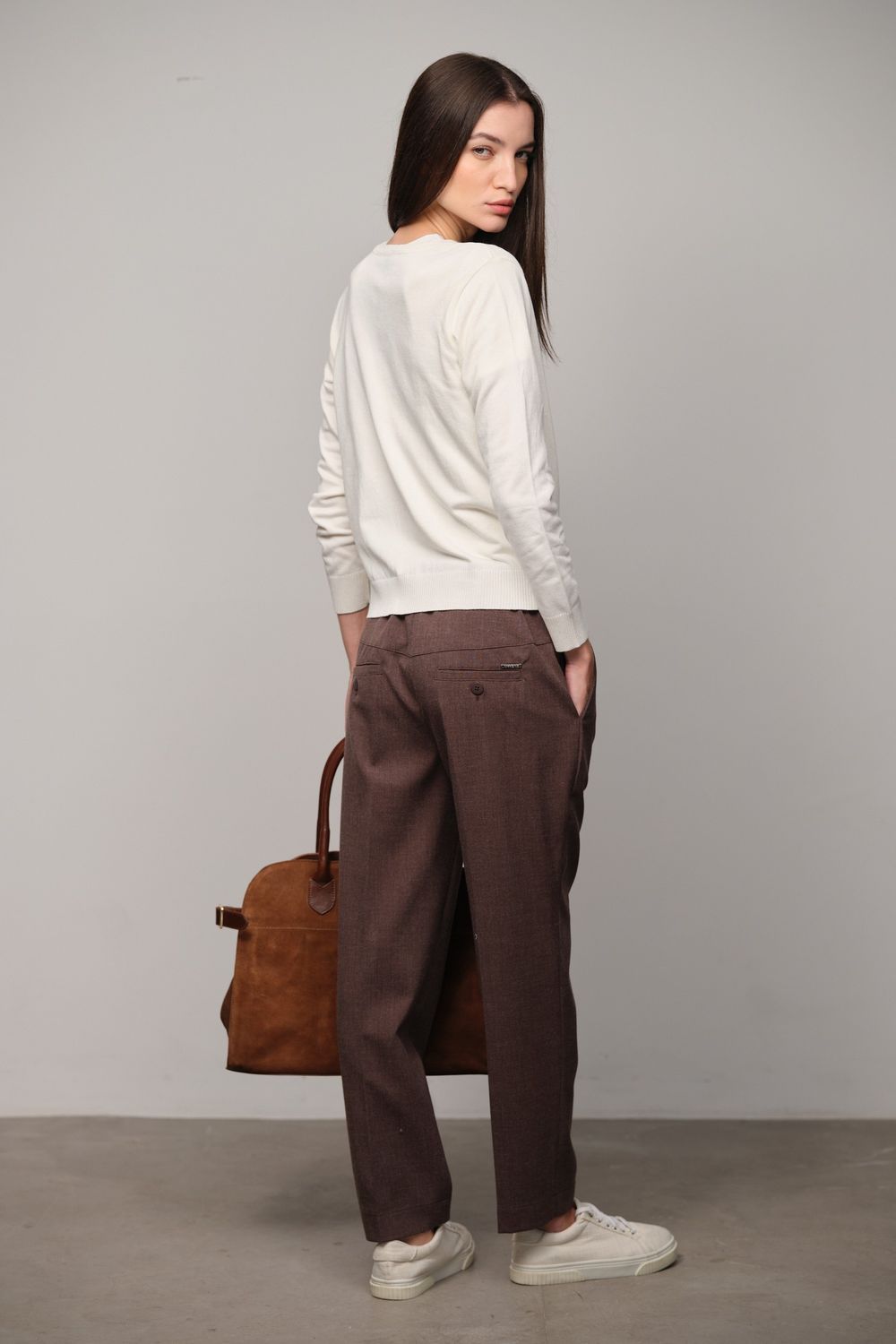 Cardigan de Tricot com Decote V Bolsos Off White Gabriela 