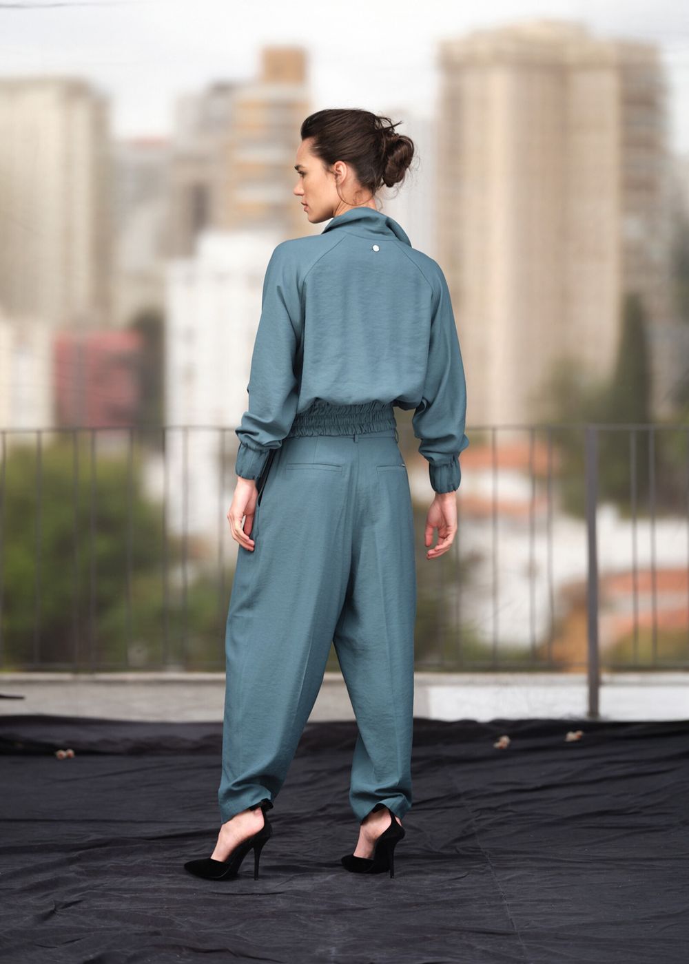 Calça Reta Gabardine Aisha