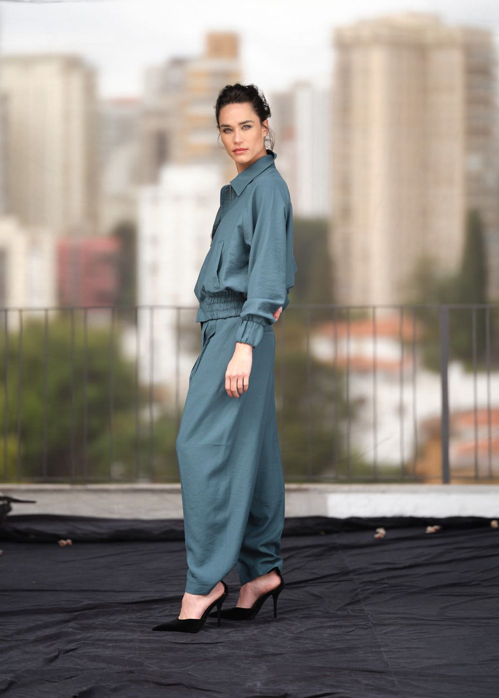 Calça Reta Gabardine Aisha