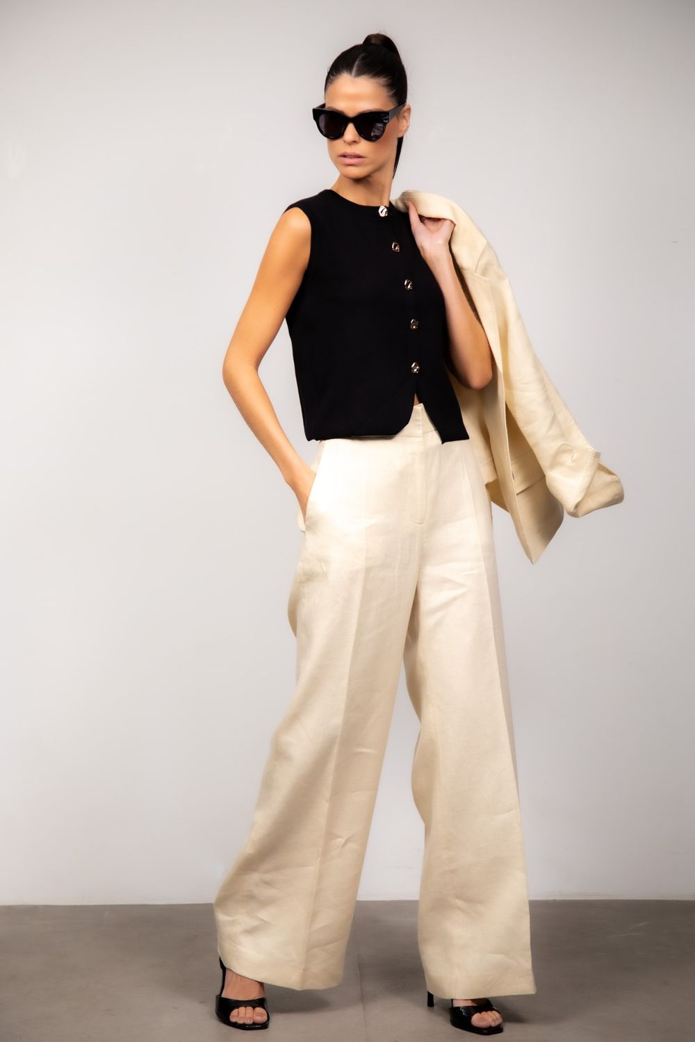 Regata em Tricot Preto Sheila