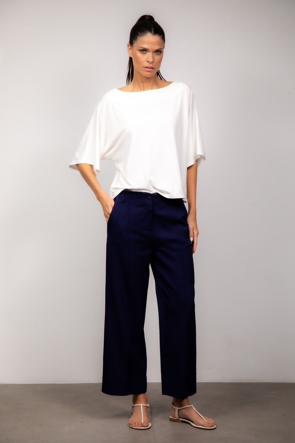 Blusa Ampla em Viscose Off White Tereza