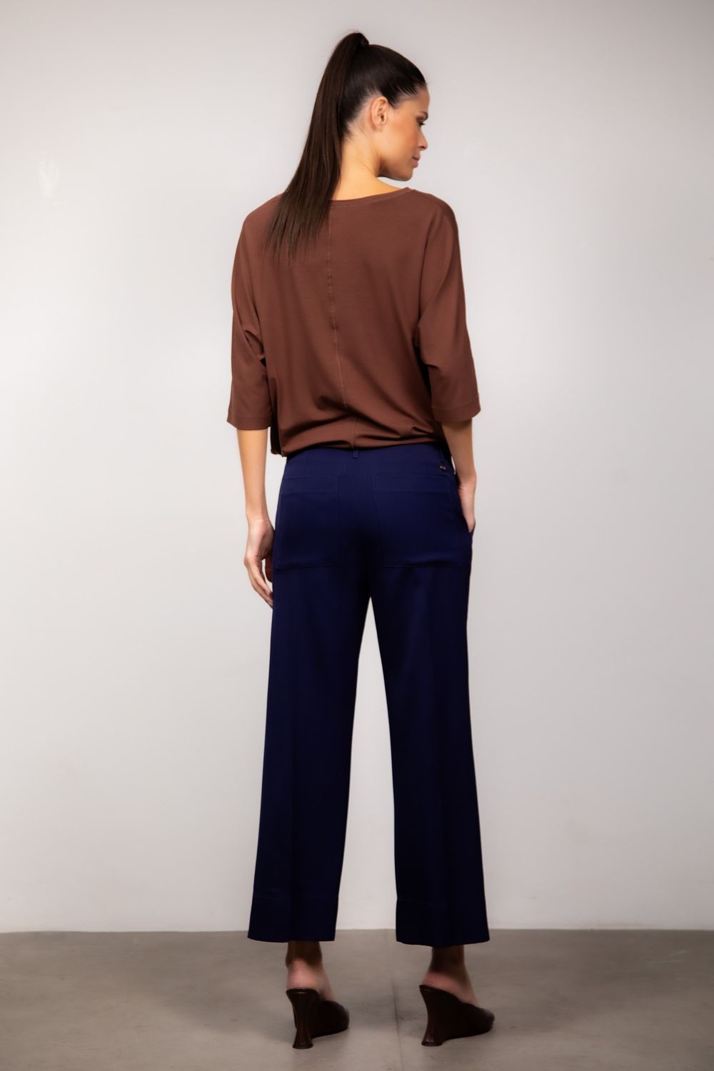 Blusa em Viscose Marrom  Ivete