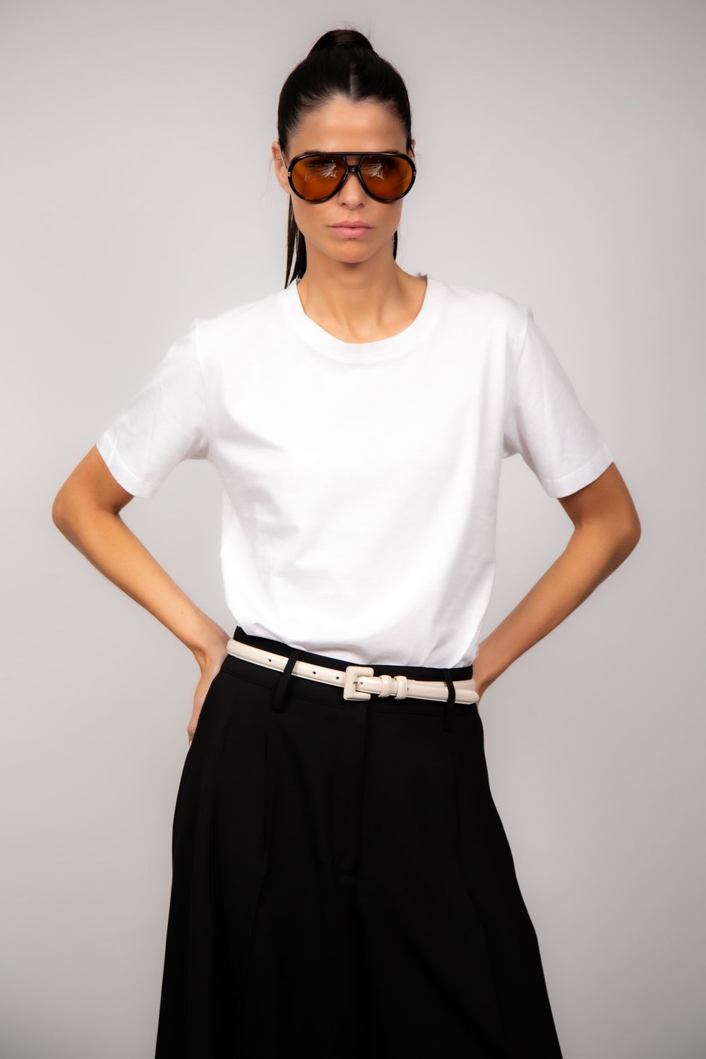 Cinto Fino em Couro Off White Leia