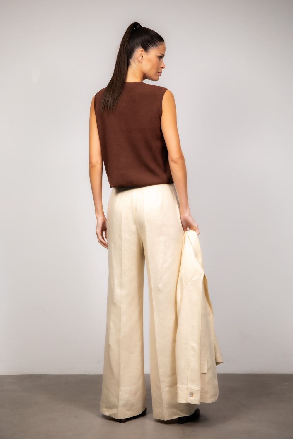 Calça Pantalona Linho Bege Bruna