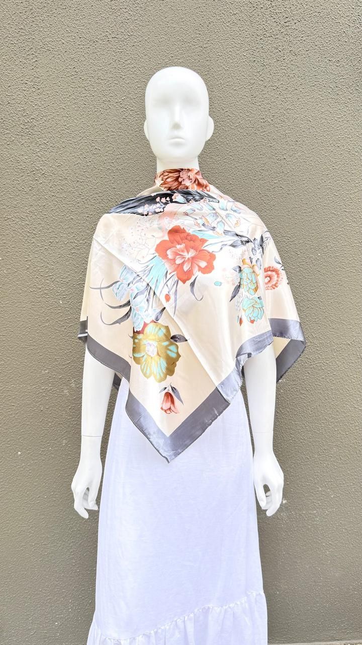 Lenço Estampado Cinza Helena