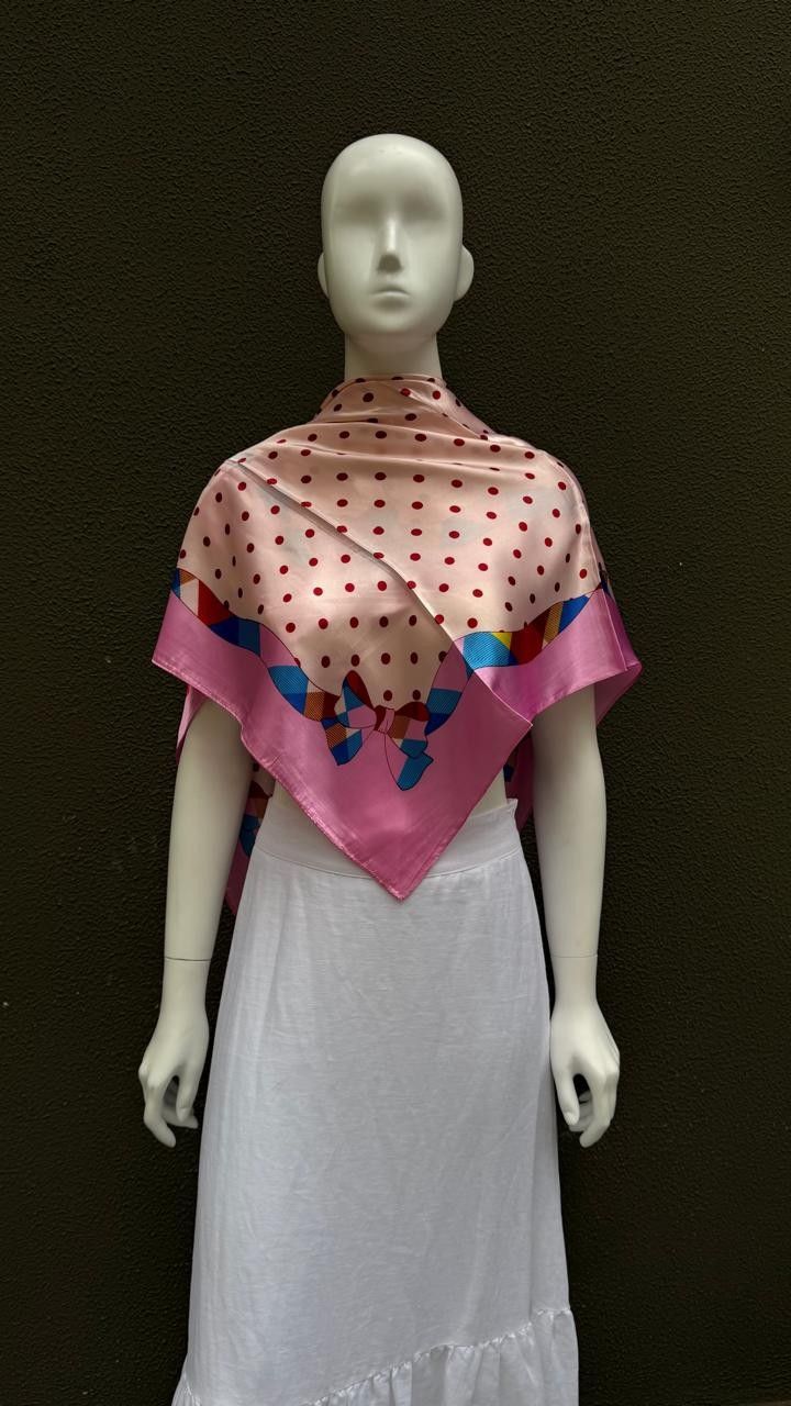 Lenço Estampado Rosa Leia