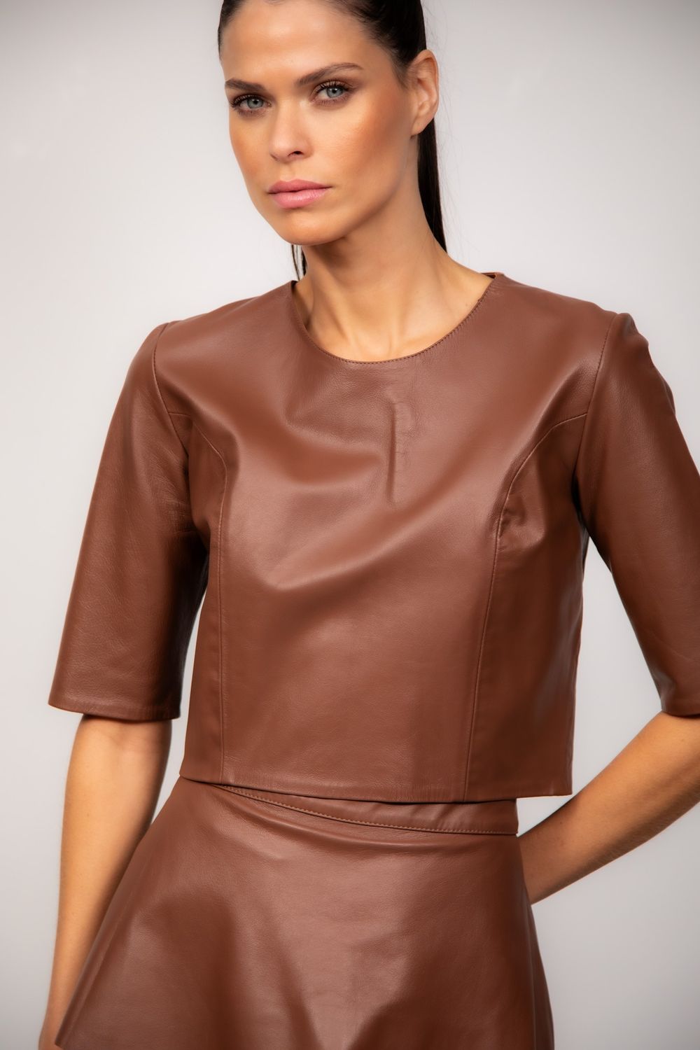 Cropped Pelica Caramelo Vivian 