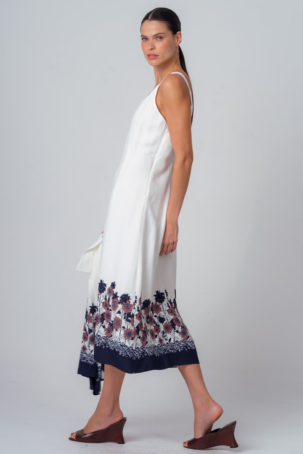 Vestido Viscose Estampa Girassóis Sara
