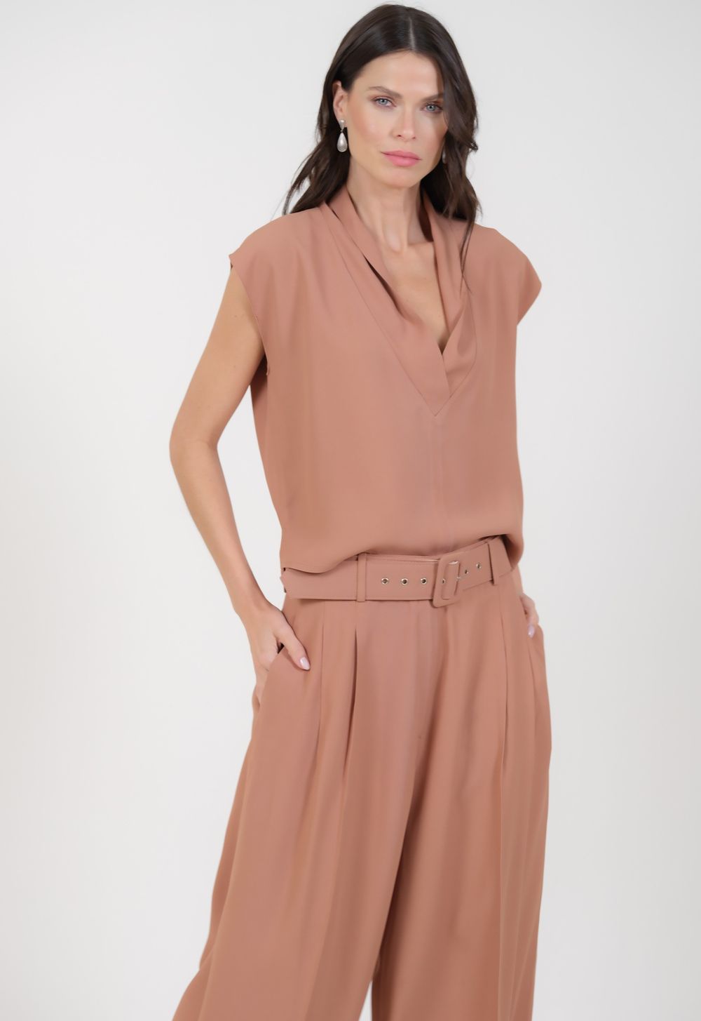 Blusa Crepe Camel Helena