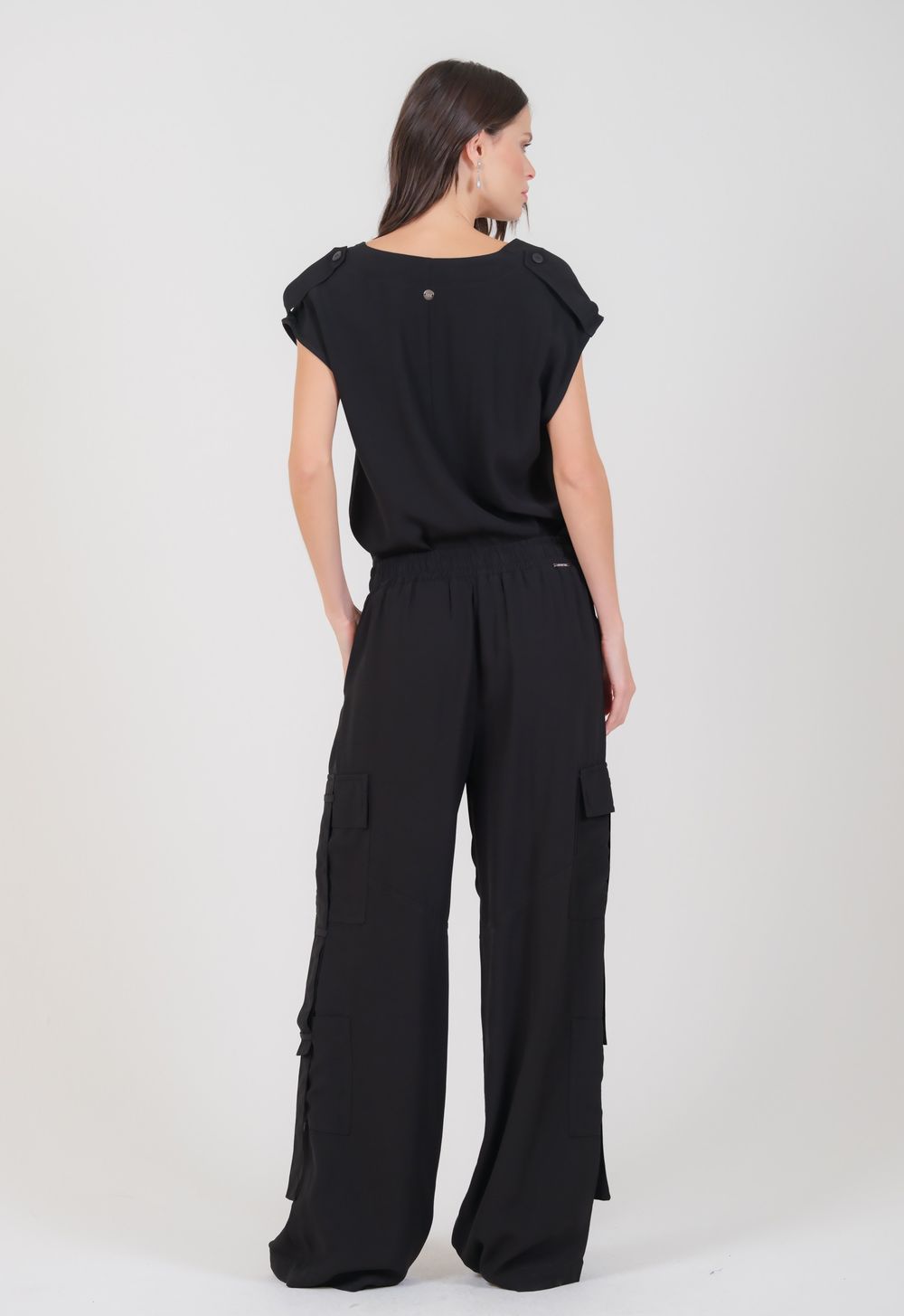 Blusa Crepe Preto Isadora