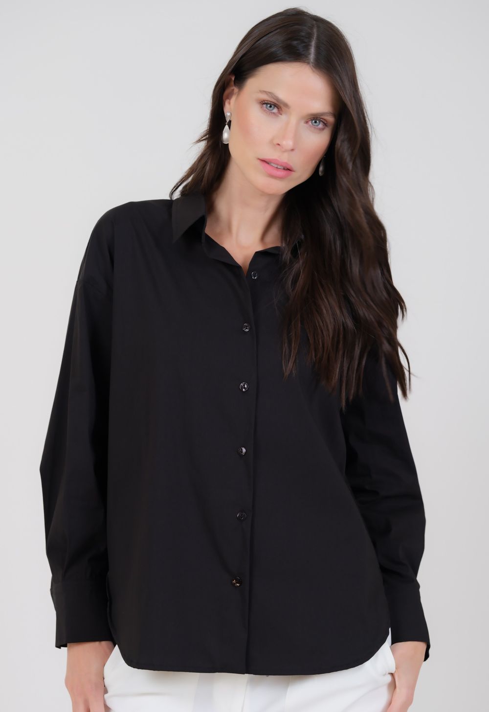 Camisa em Tricoline Preto Sandra