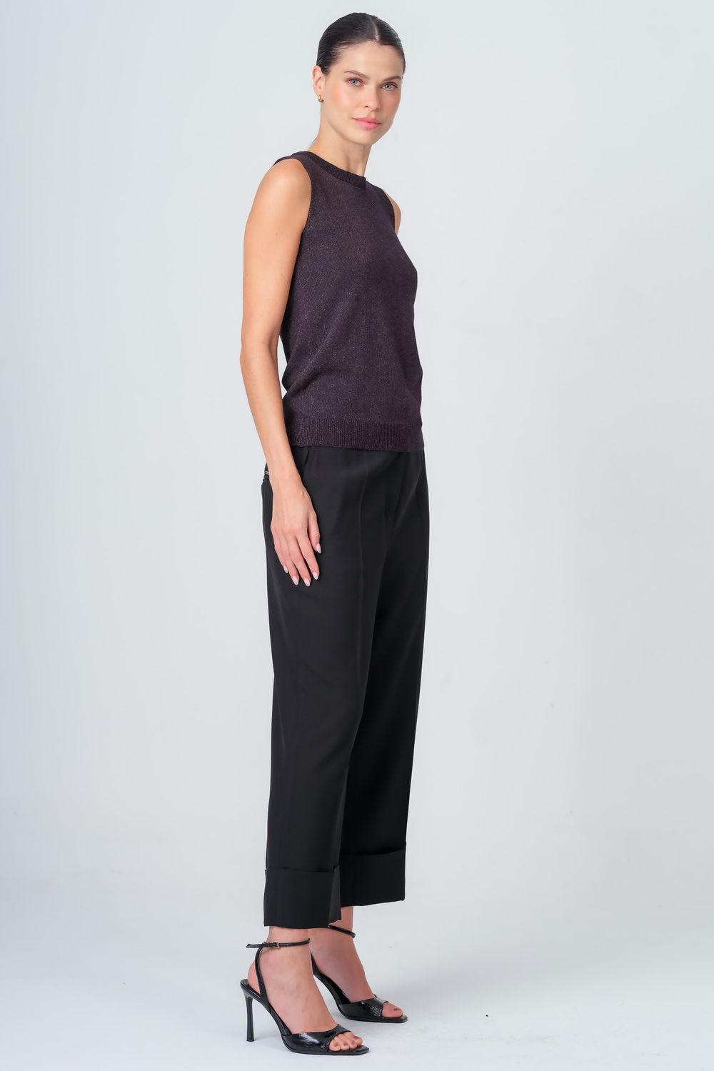 Calça Cropped Crepe Patou Preto Roberta