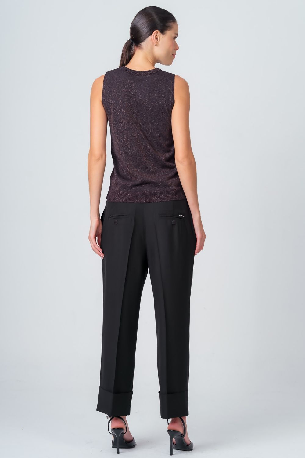 Calça Cropped Crepe Patou Preto Roberta