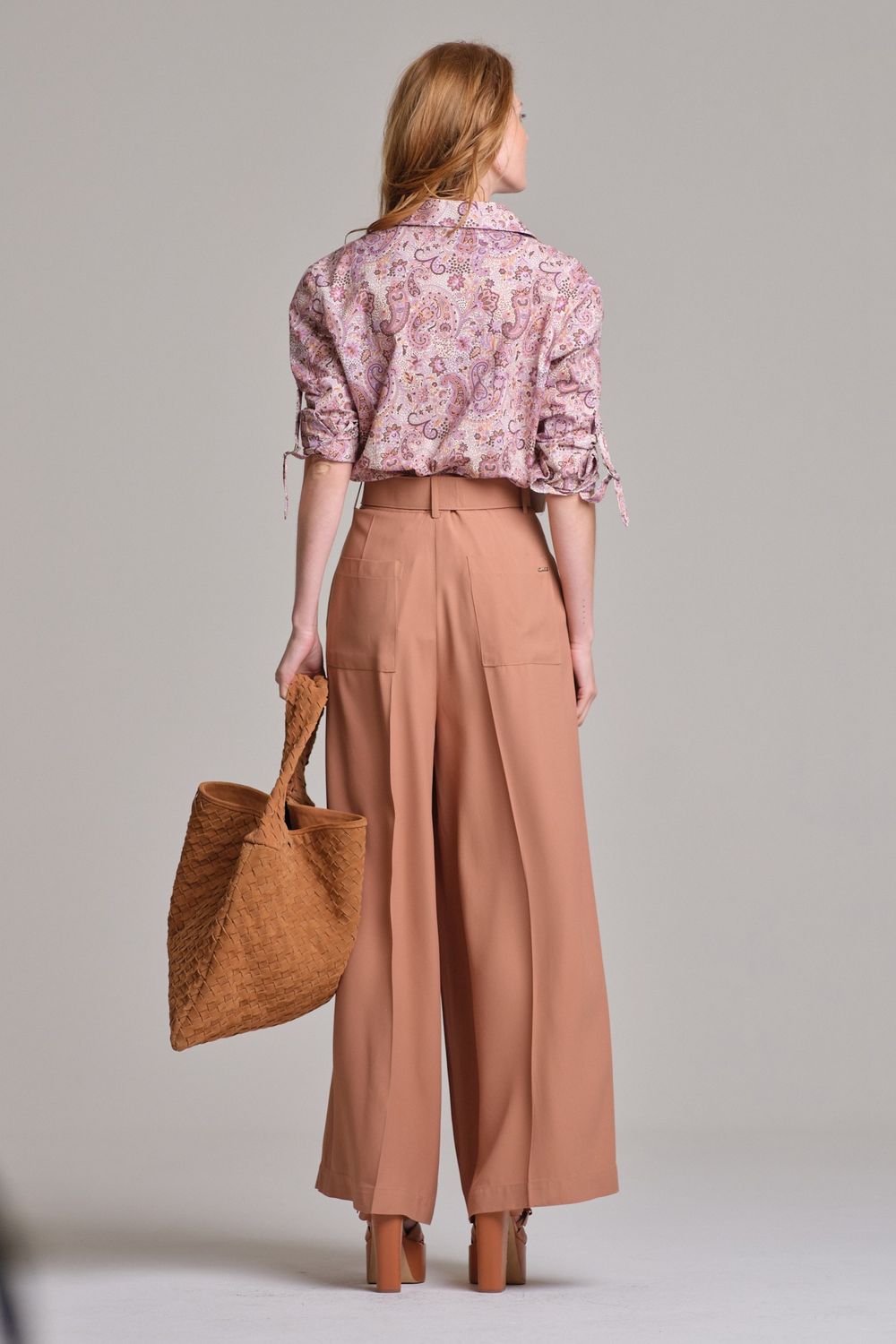 Calça Crepe Camel Helena