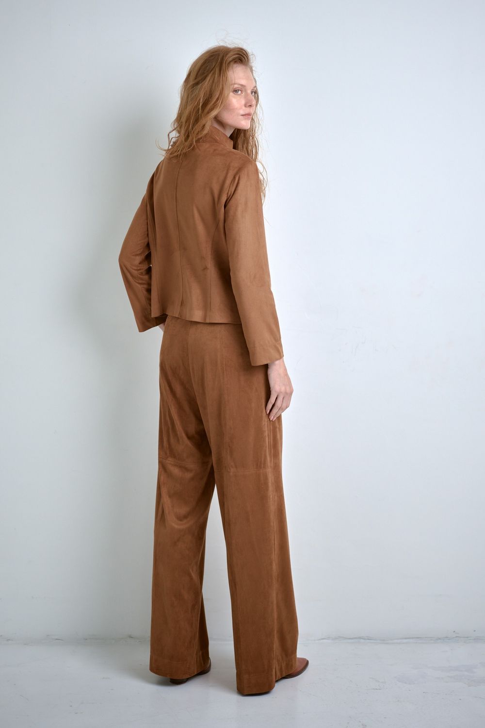 Calça Ampla Suede Camel Antonia 