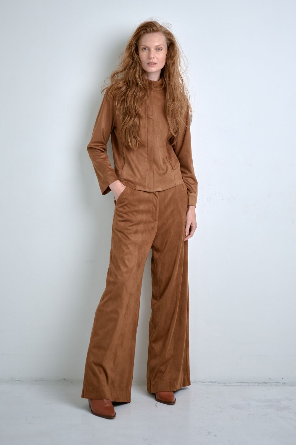 Calça Ampla Suede Camel Antonia 