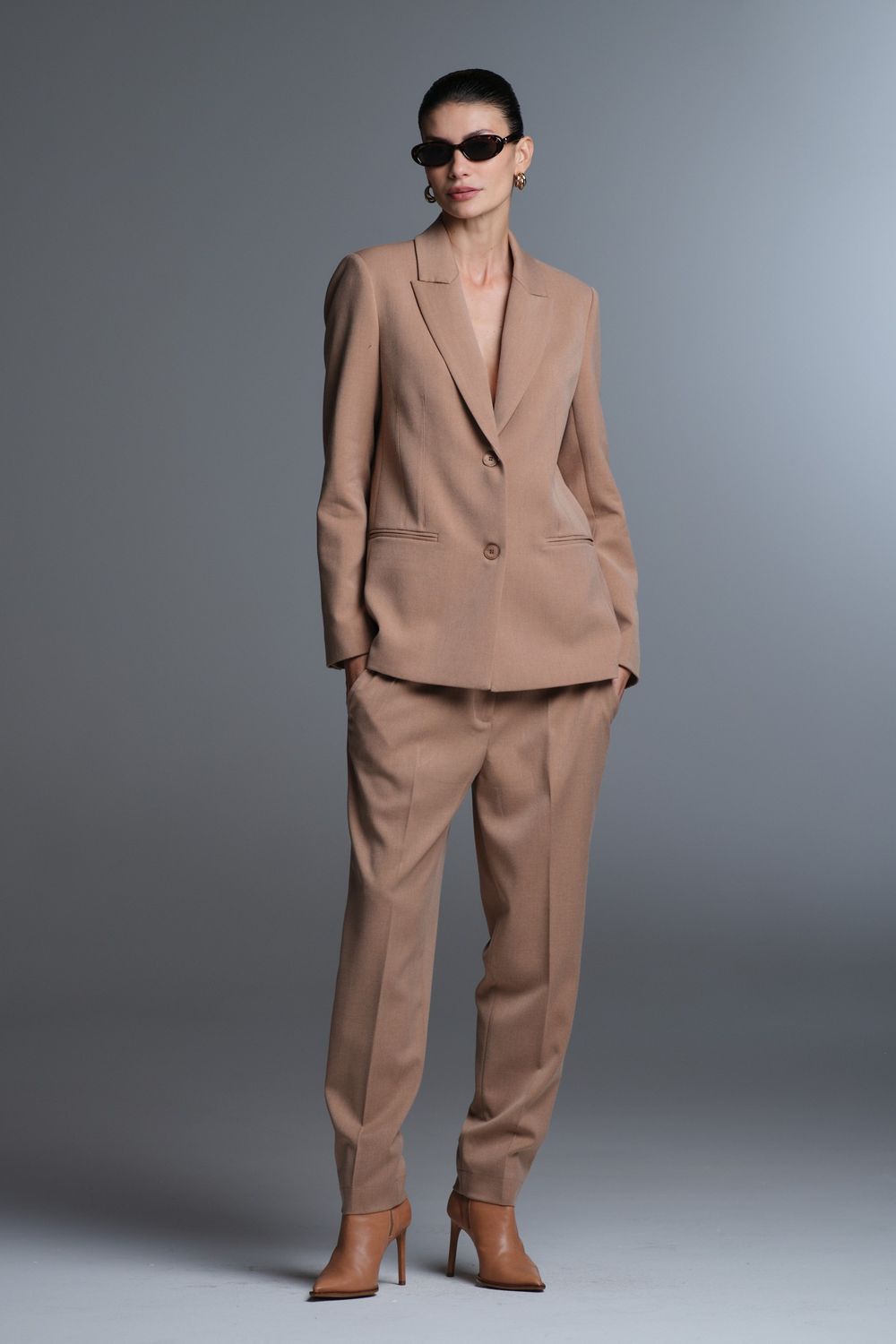 Calça Gabardine Kraft Tassia CB