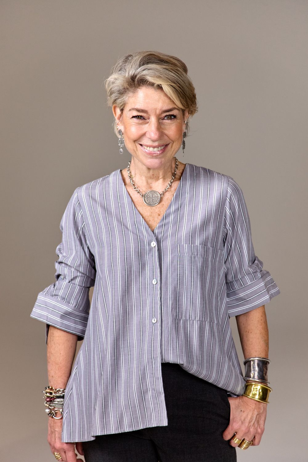 Camisa Ampla Tricoline Listra Cinza Silvia CB