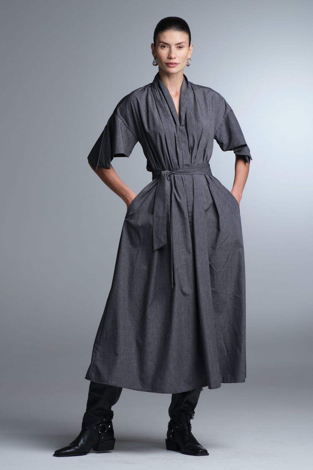 Vestido Alfaiataria Chumbo Fabi