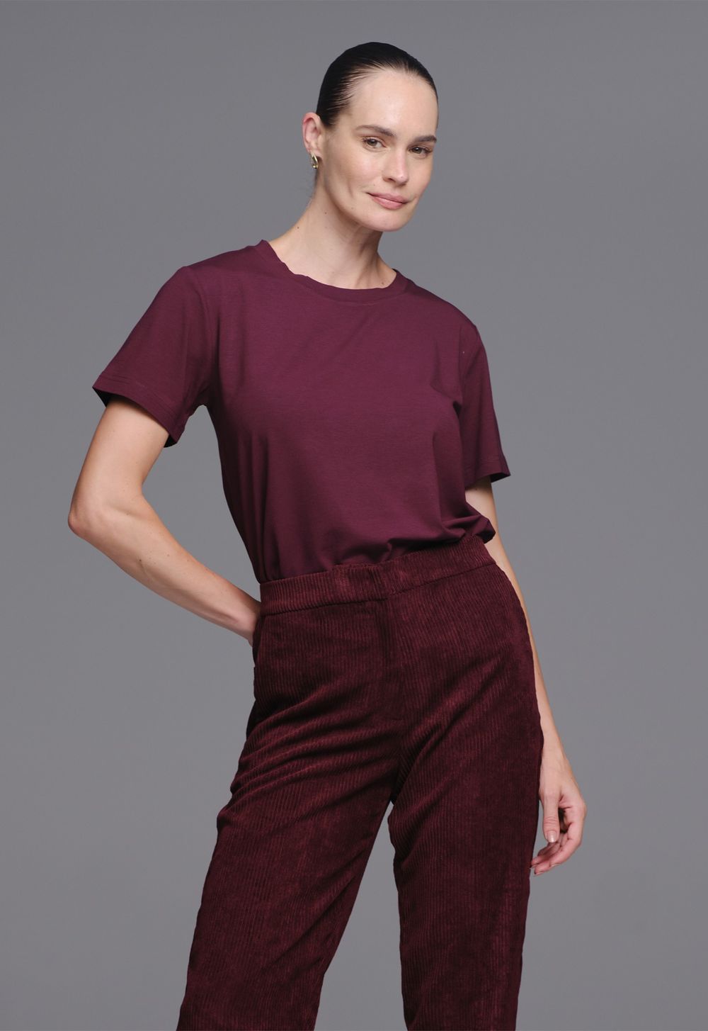 Camiseta Malha Vinho Fabia