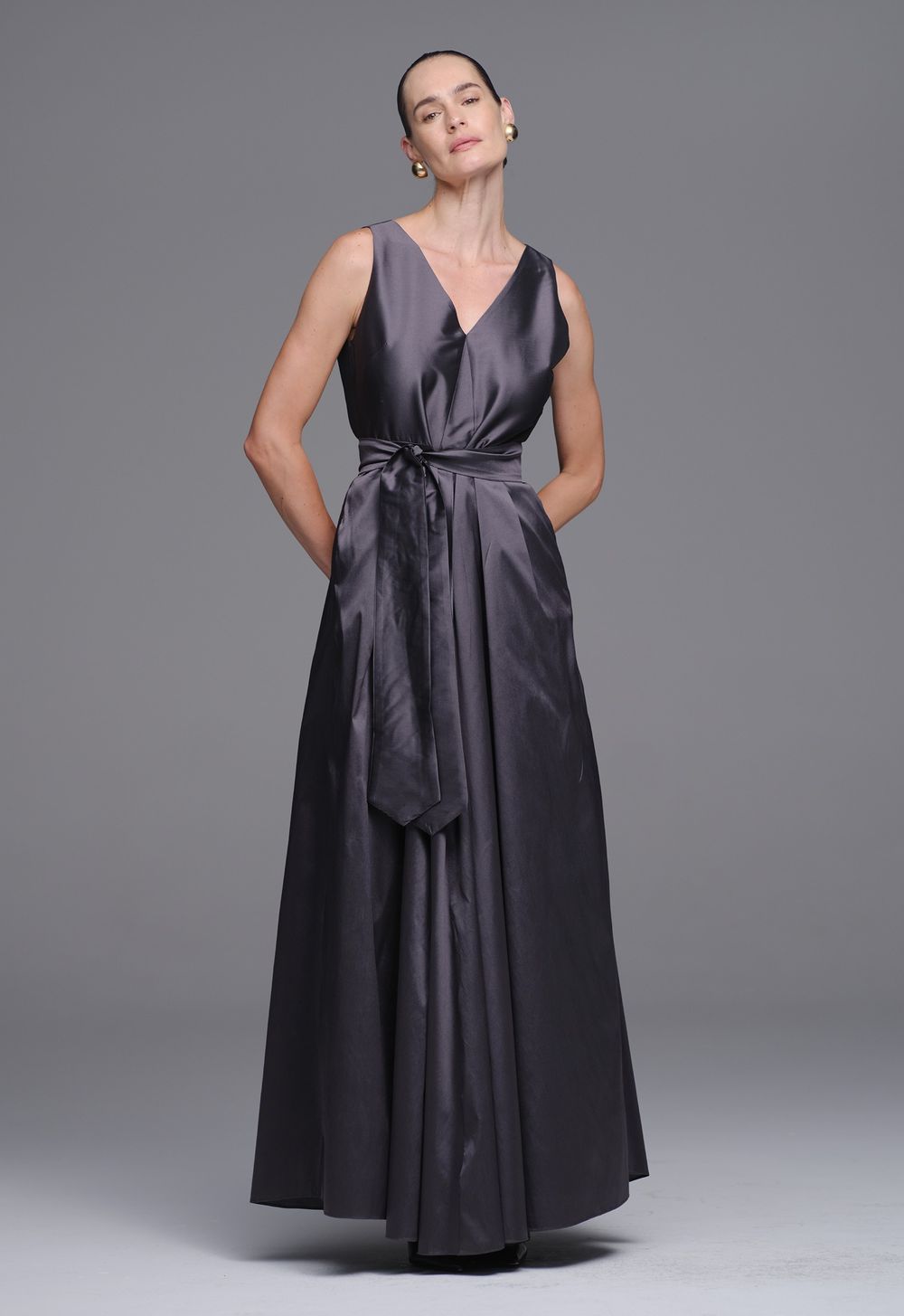Vestido Tafetá Cinza Natalia 