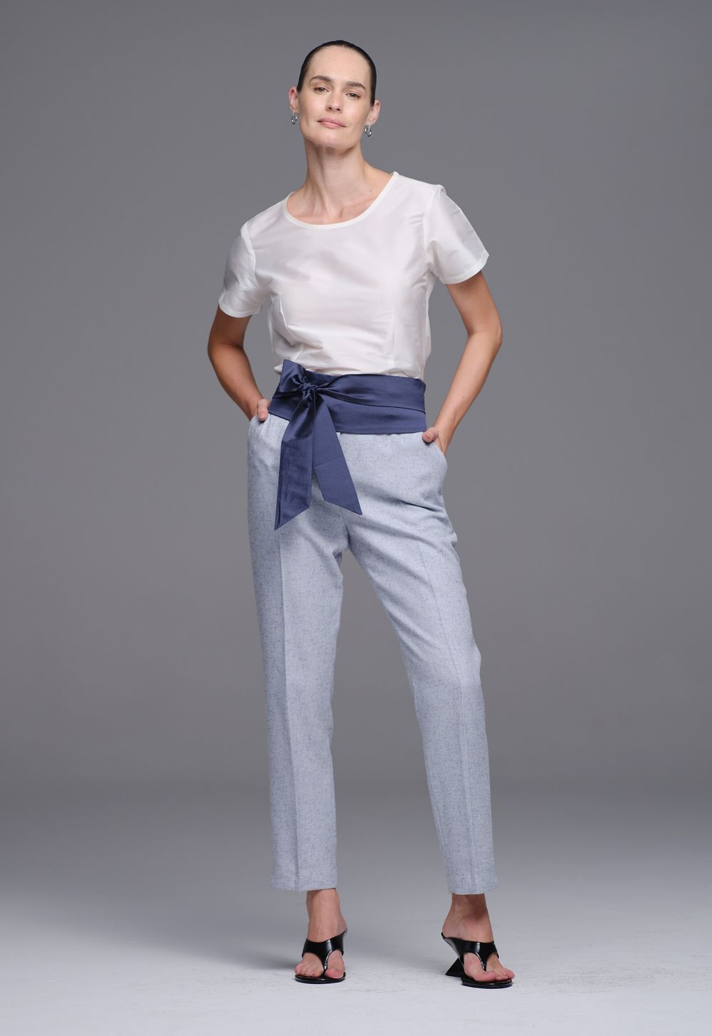 Calça Alfaiataria com Linho Reta Azul Mescla Penelope