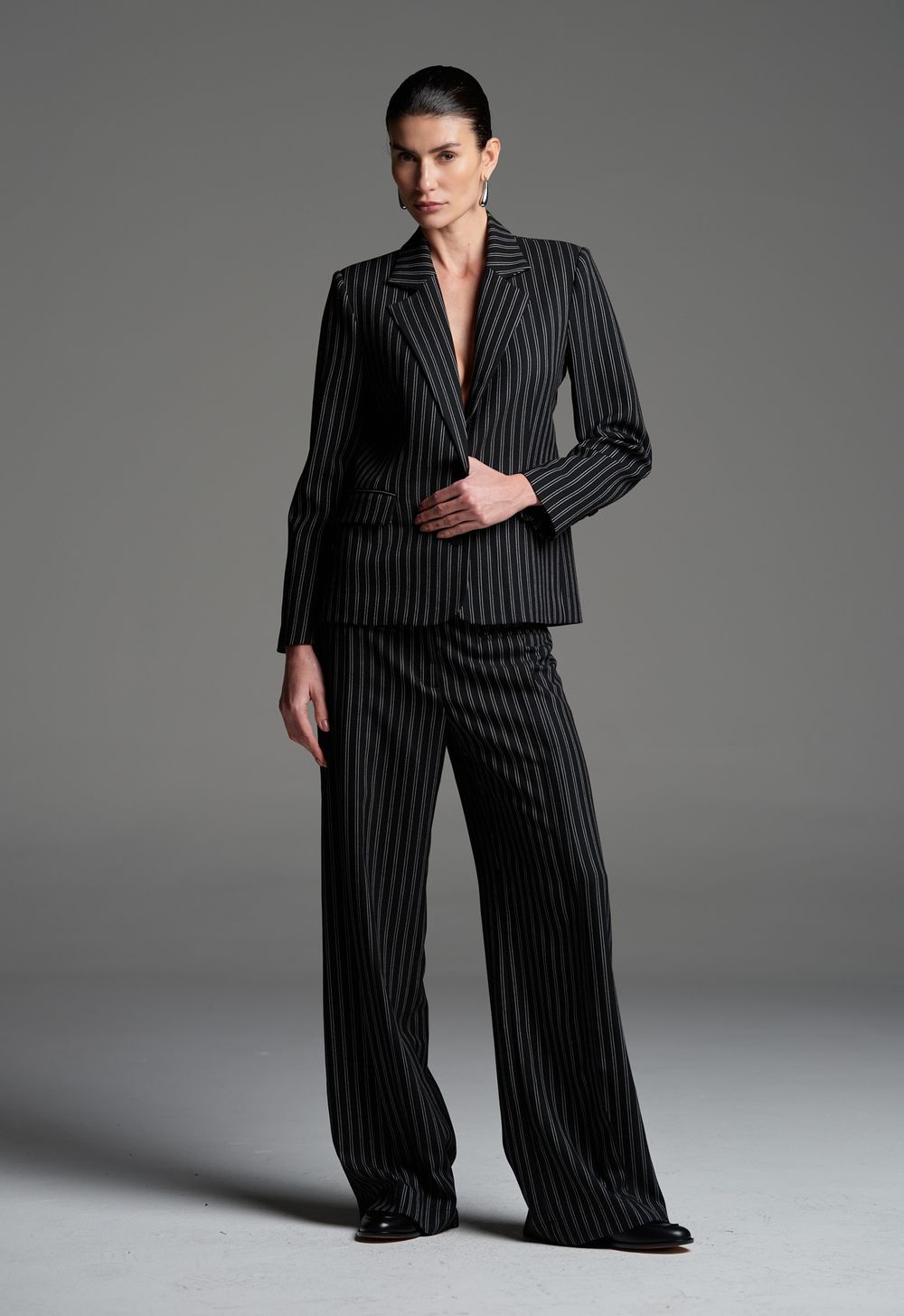 Calça Alfaiataria Risca de Giz Cecilia