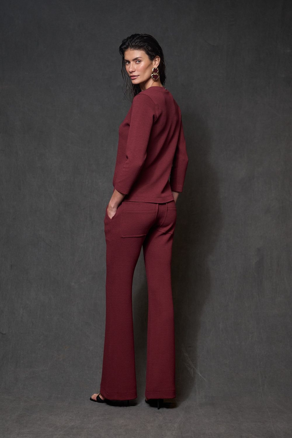 Calça Flare Malha Boucle Vinho Eloá